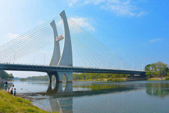 桂林南洲大橋