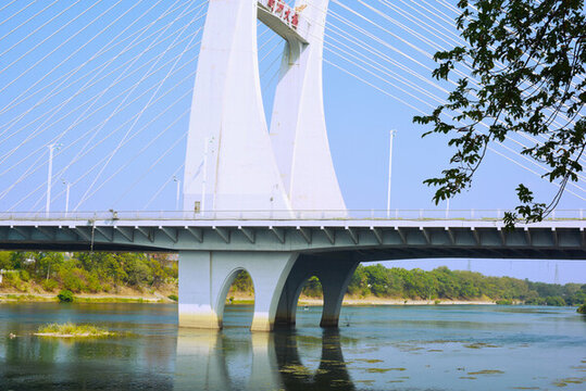 桂林南洲大橋