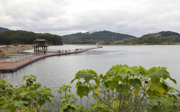 古田翠屏湖