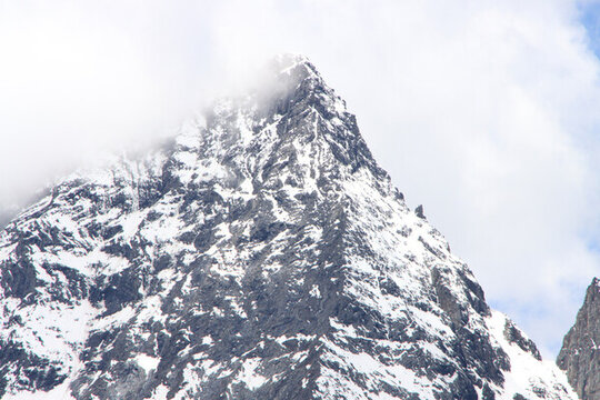 中國(guó)川西高原四姑娘山雪山