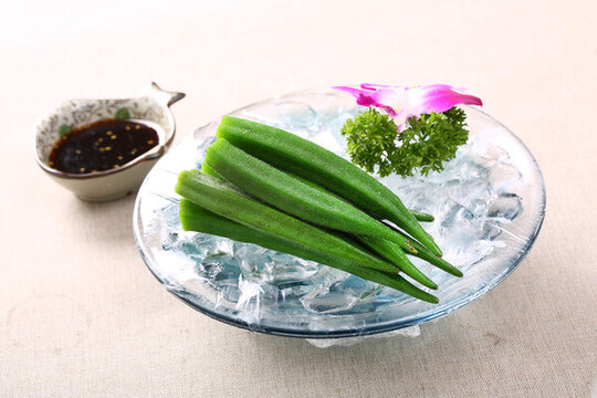 冰鎮(zhèn)秋葵
