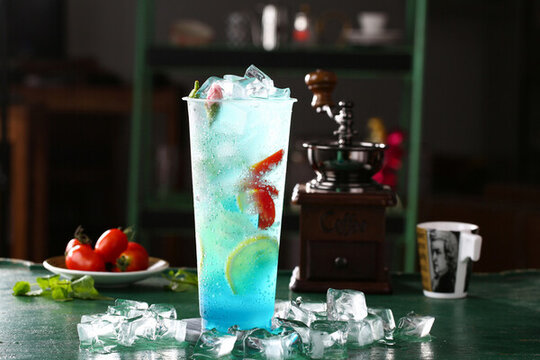 氣泡水飲品