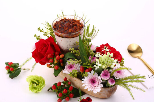 鮮花甜品