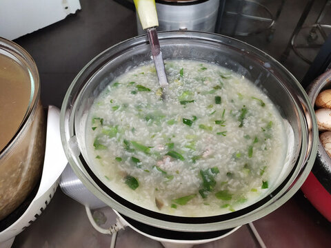 皮蛋瘦肉粥