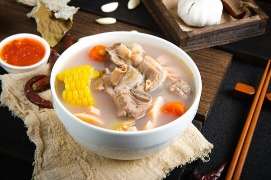 蓮藕排骨湯