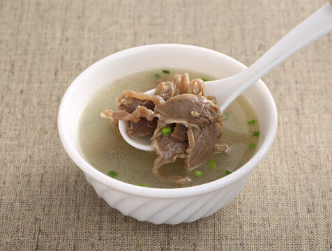 牛腩湯
