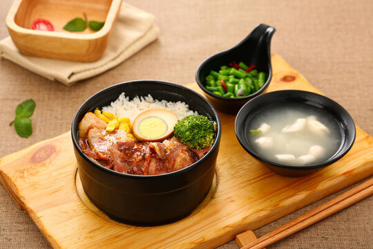叉燒飯?zhí)撞? loading=