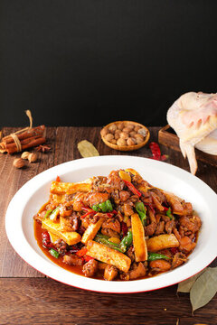 雞子炒饃