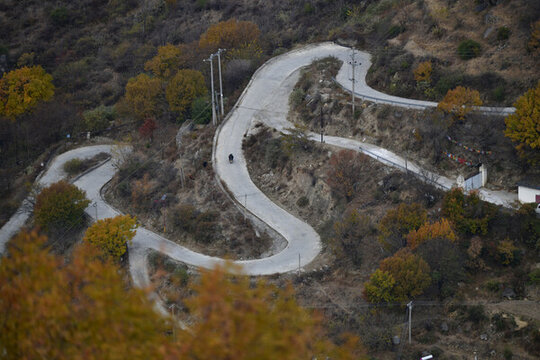 山區(qū)公路