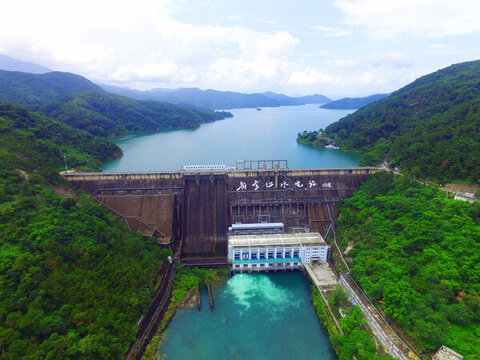 河源市新豐江水電站