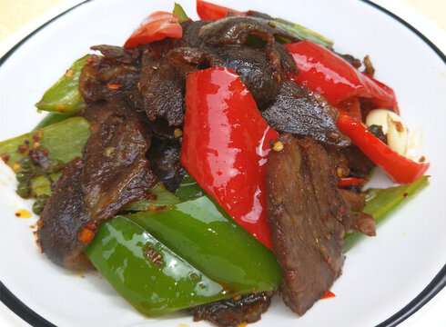 回鍋鹵牛肉
