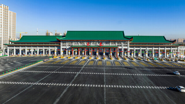 長(zhǎng)春新南高速路口建筑景觀