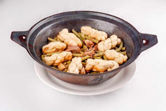 土豆豆角排骨燜面