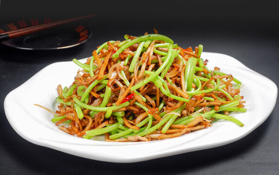 珍菌茼蒿梗