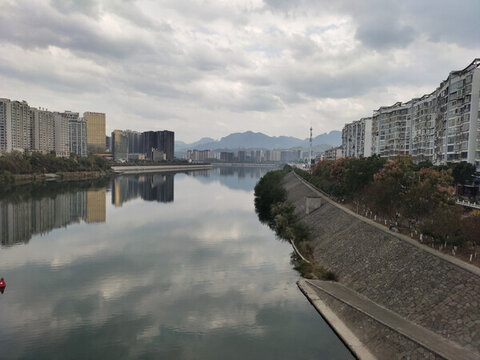澧水河與高樓大廈