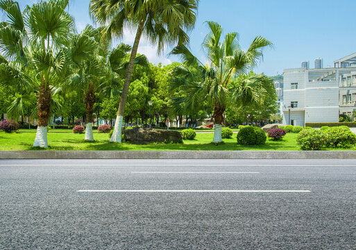 城市公園與瀝青道路