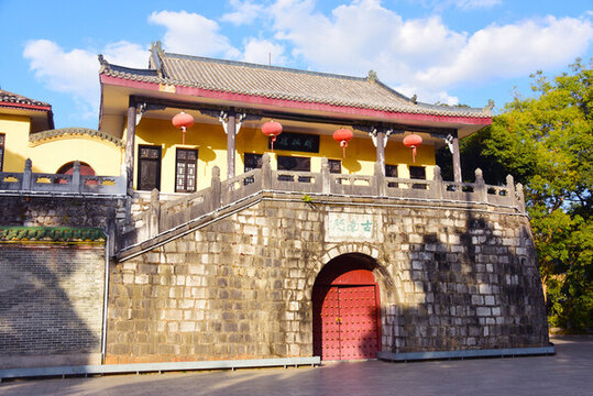桂林古南門