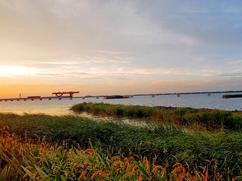 在建跨湖大橋