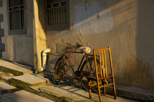 夕陽下的自行車