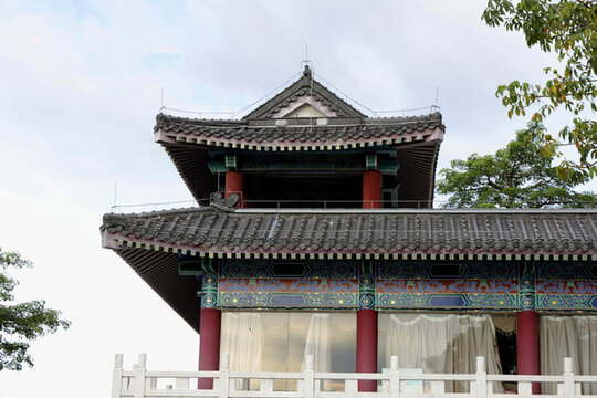 中式亭臺(tái)