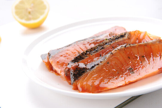 香辣三文魚(yú)排