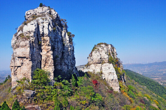 曾子山秋景