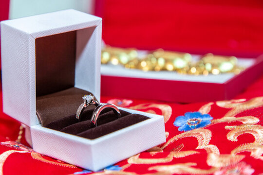 結(jié)婚戒指
