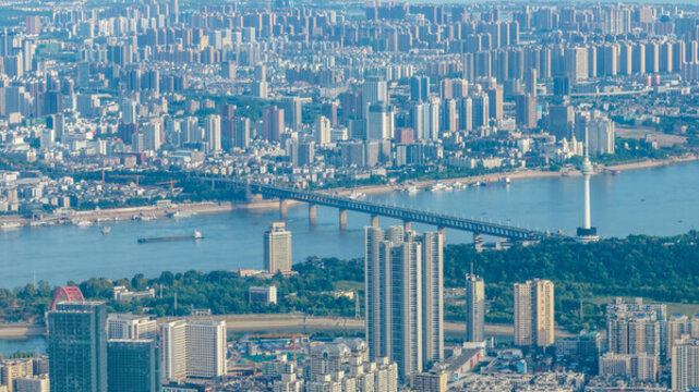 武漢長(zhǎng)江大橋
