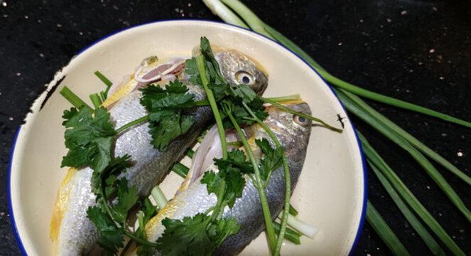 家常蒸魚