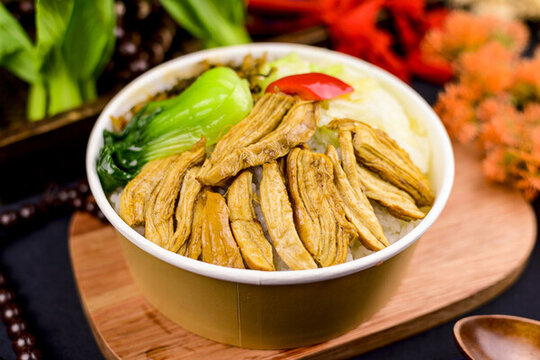 手撕雞套飯