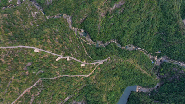 航拍商洛天蓬山寨景區(qū)秦嶺山脈