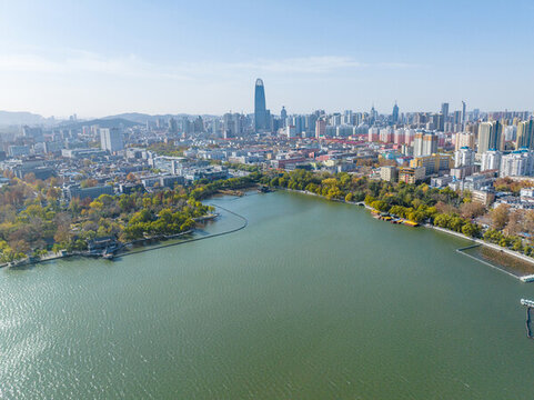 航拍濟南大明湖