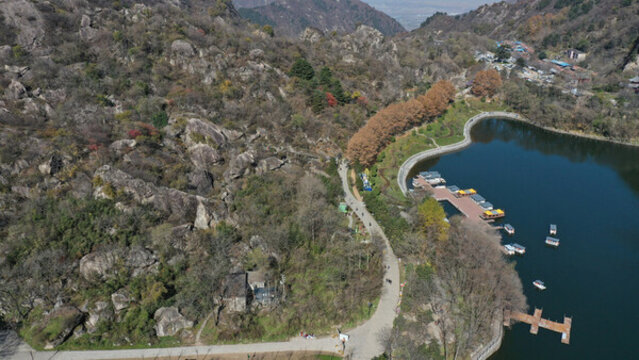 航拍秦嶺翠華山終南山天池