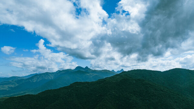 山脈