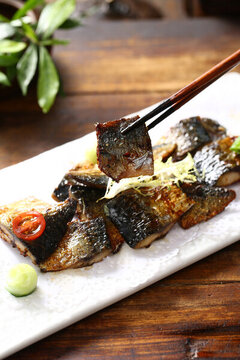 香煎青魚