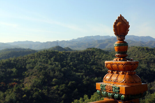 普陀宗乘之廟佛教八寶和遠(yuǎn)山