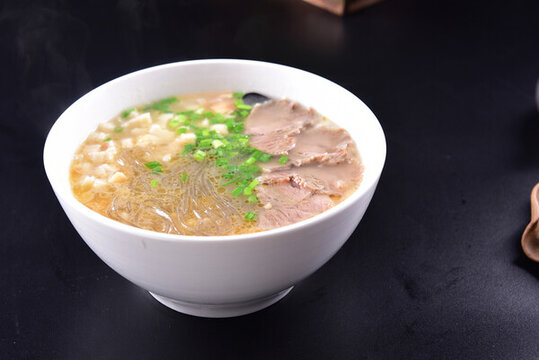 羊肉泡饃