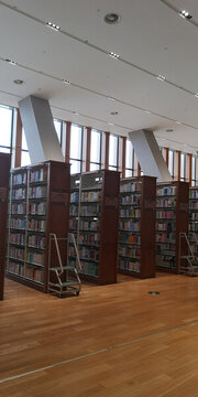 圖書館書架