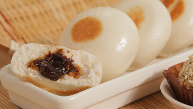 面點(diǎn)點(diǎn)心糖心月餅