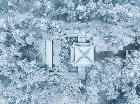 武漢東湖磨山風(fēng)景區(qū)冬季雪景