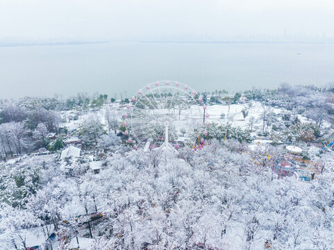武漢東湖磨山風景區(qū)冬季雪景