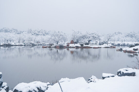 武漢東湖磨山風(fēng)景區(qū)冬季雪景