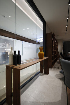 進口家具店環(huán)境