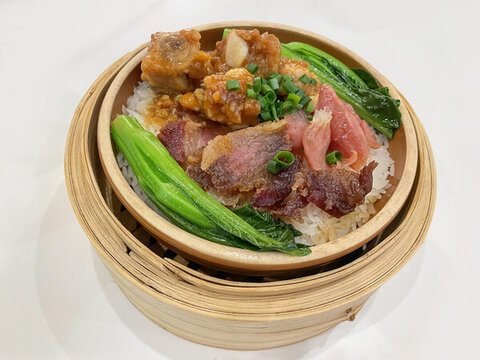 排骨臘味蒸飯