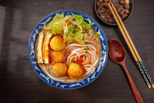 墨魚丸土豆粉