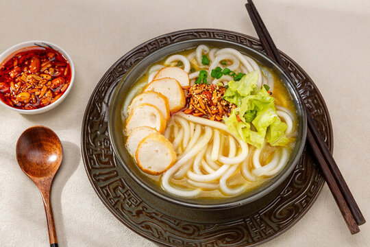 墨魚丸土豆粉