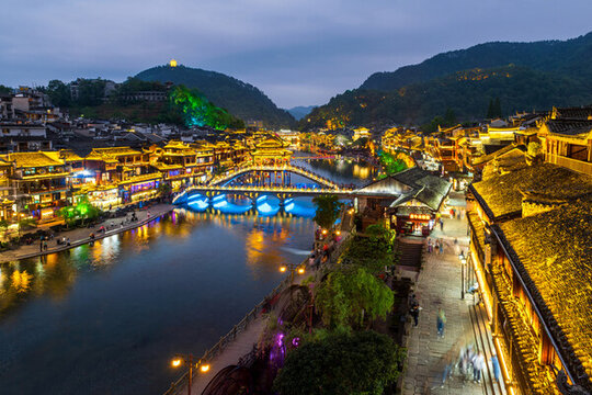 湖南湘西鳳凰古城古鎮(zhèn)美麗夜景