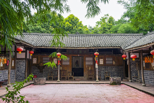 川西農(nóng)家小院