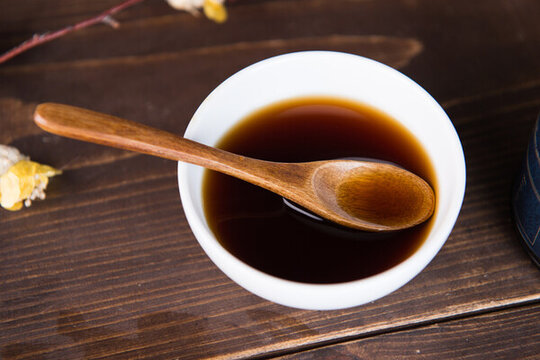 阿膠雪蓮膏攪拌