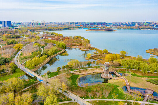 航拍鄭州北龍湖濕地公園步道